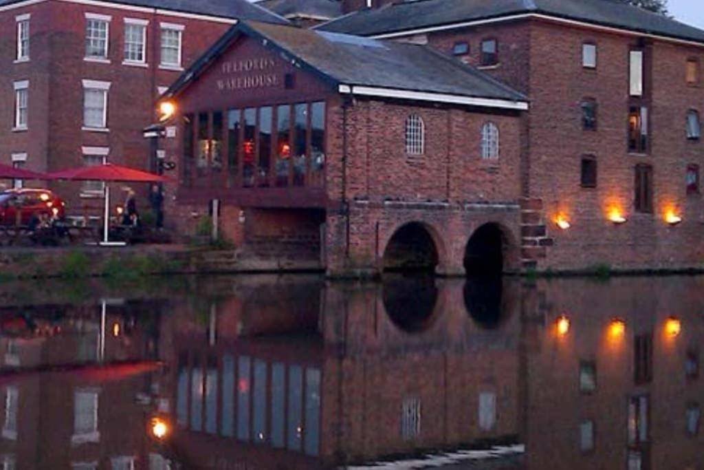 Centre Waterfront