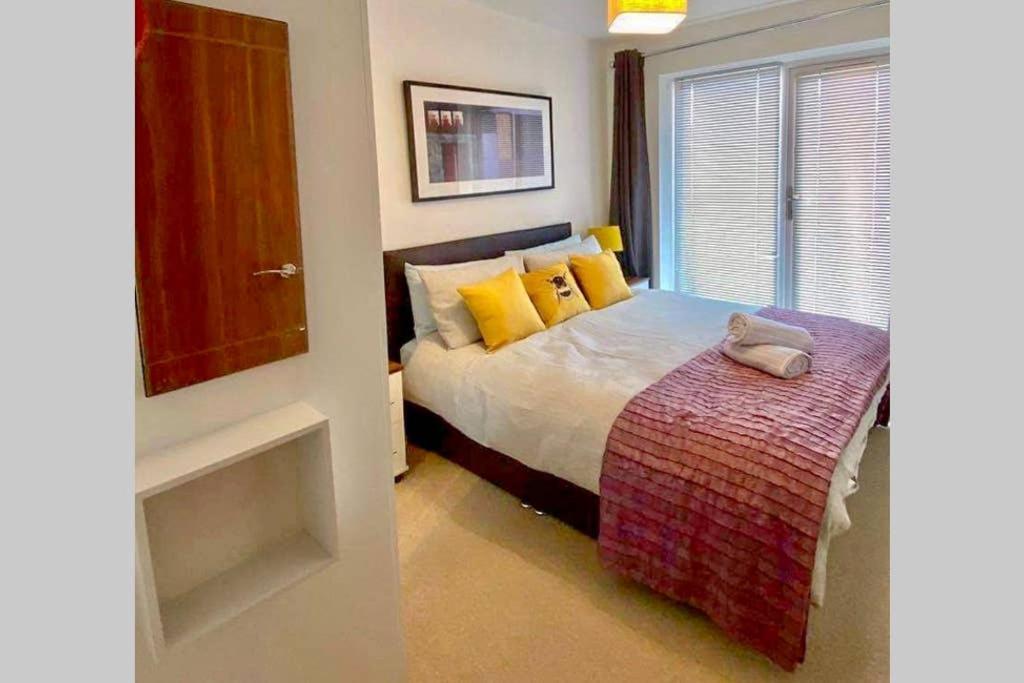 Apartment Centre Waterfront