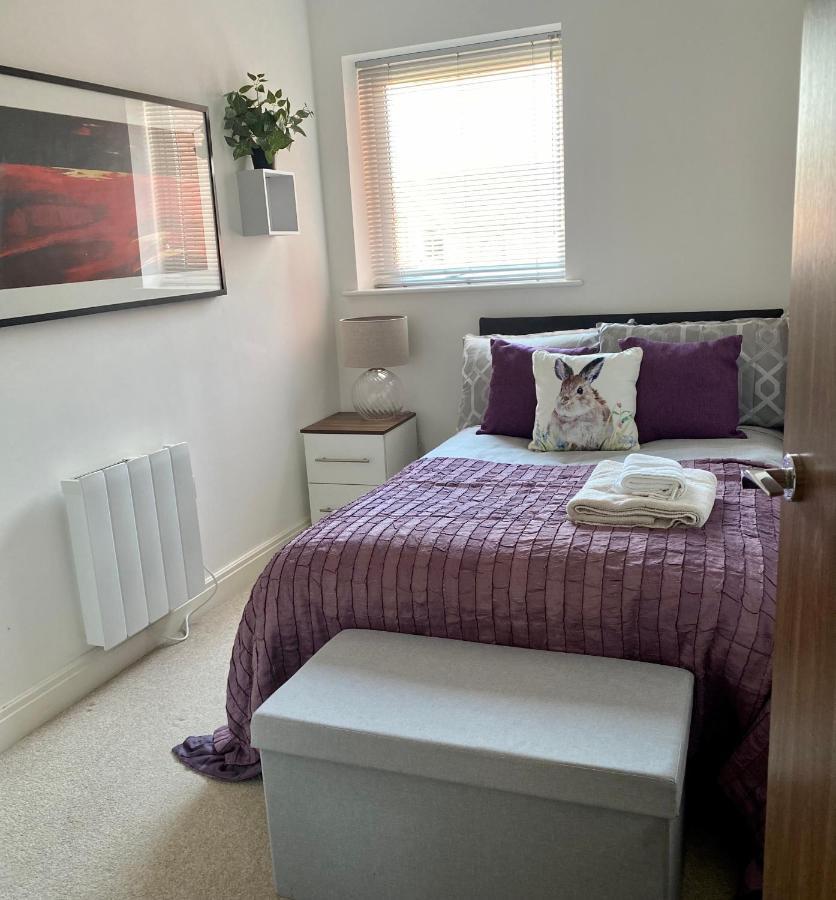 Centre Waterfront Apartment Chester